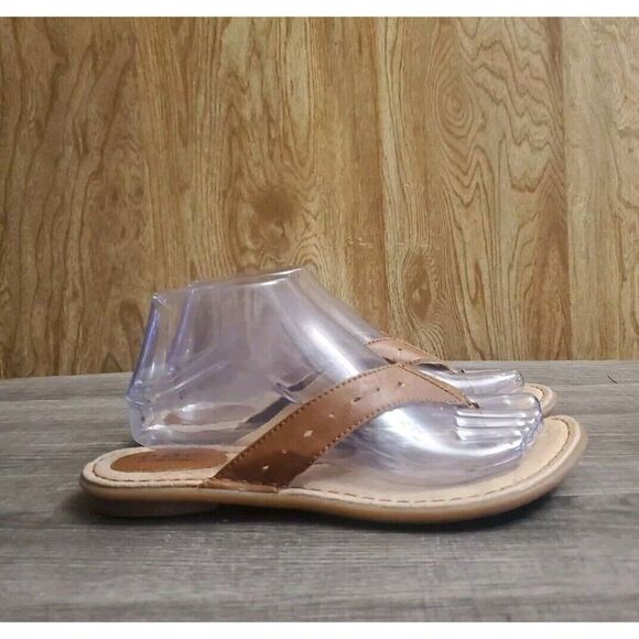 Born BOC Thong Sandal Flip Flops Womens Size 8 Brown - Picture 1 of 12